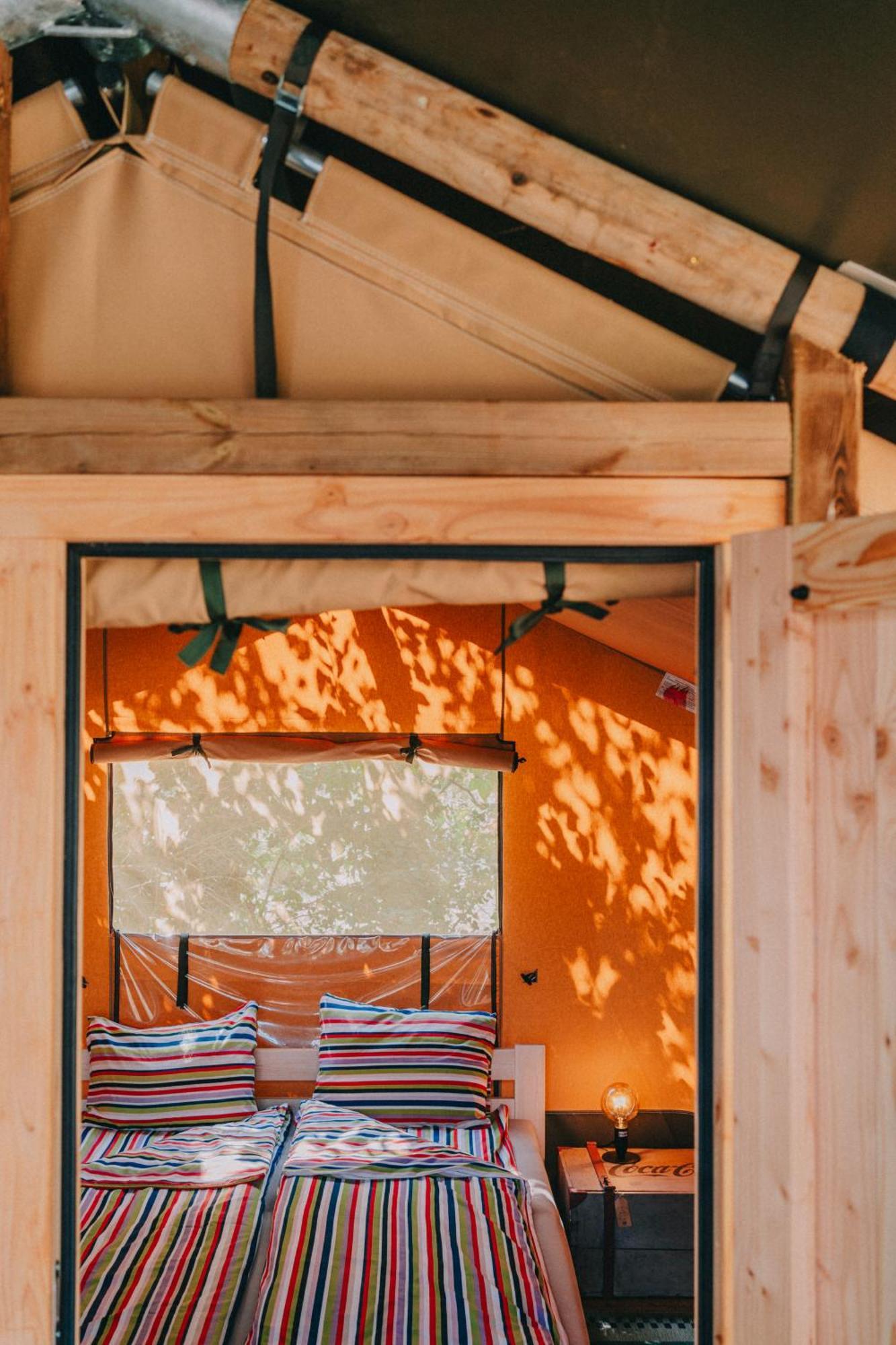 Rendes Glamping Hotel Balatonrendes Exterior photo