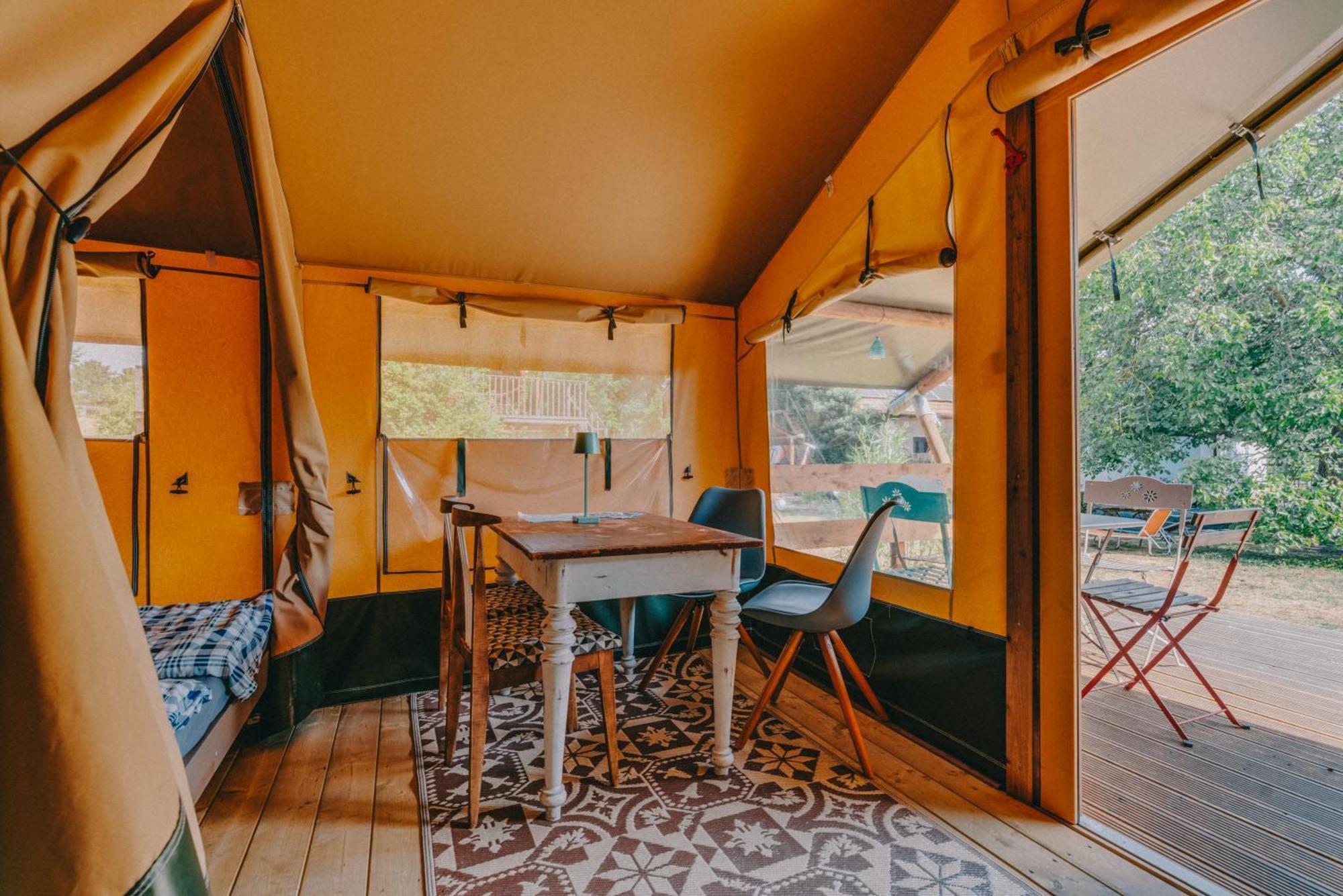 Rendes Glamping Hotel Balatonrendes Exterior photo