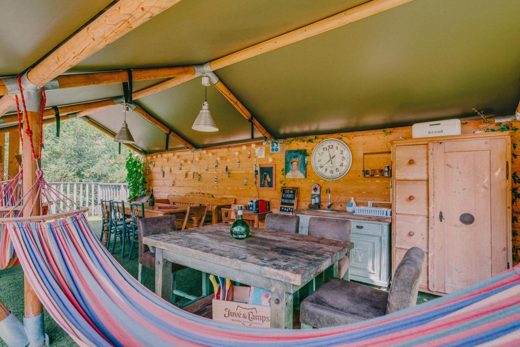 Rendes Glamping Hotel Balatonrendes Exterior photo